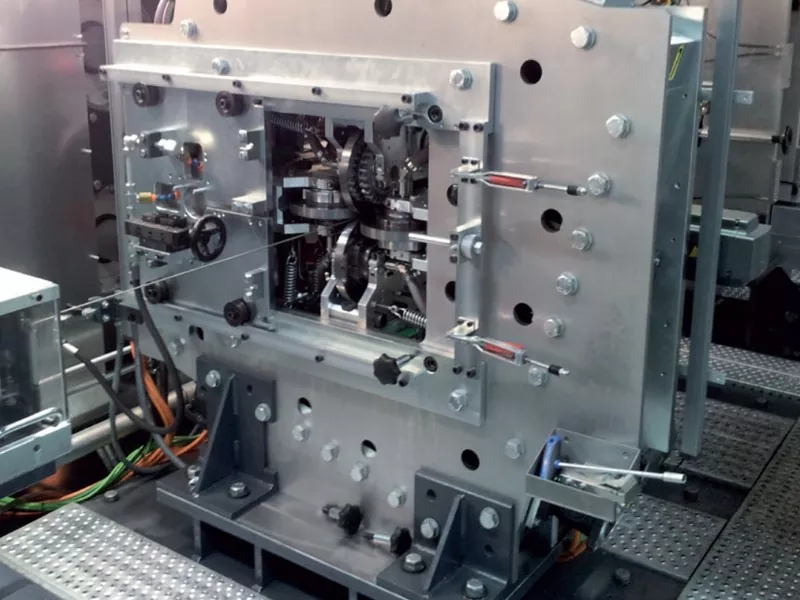 Litlhokomeliso tsa ho Sebelisa Profile Rolling Machine